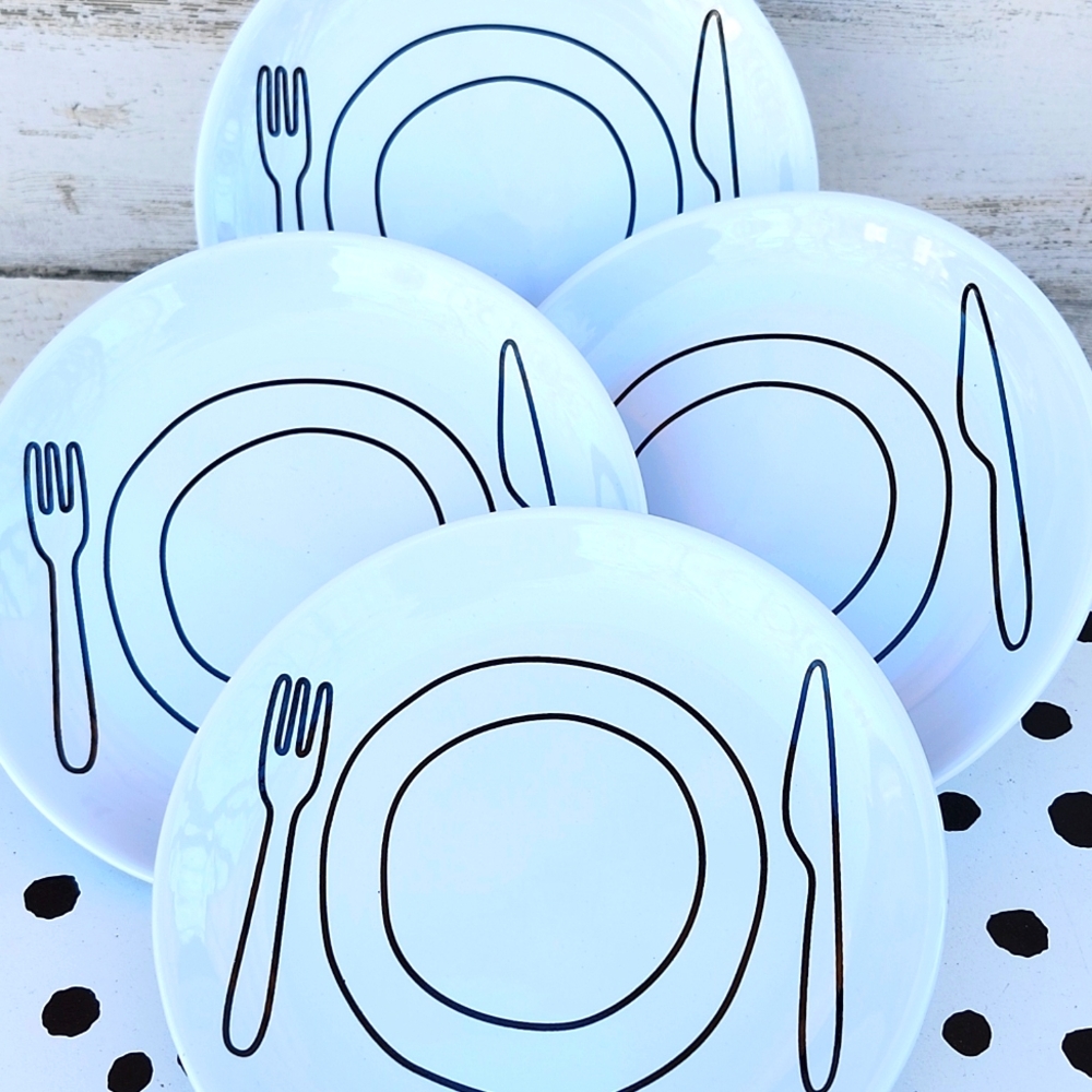 NIB DUNCAN SHOTTON DESIGNED BITE SIZED SET OF 4 APPETIZER PLATES FROM FRED